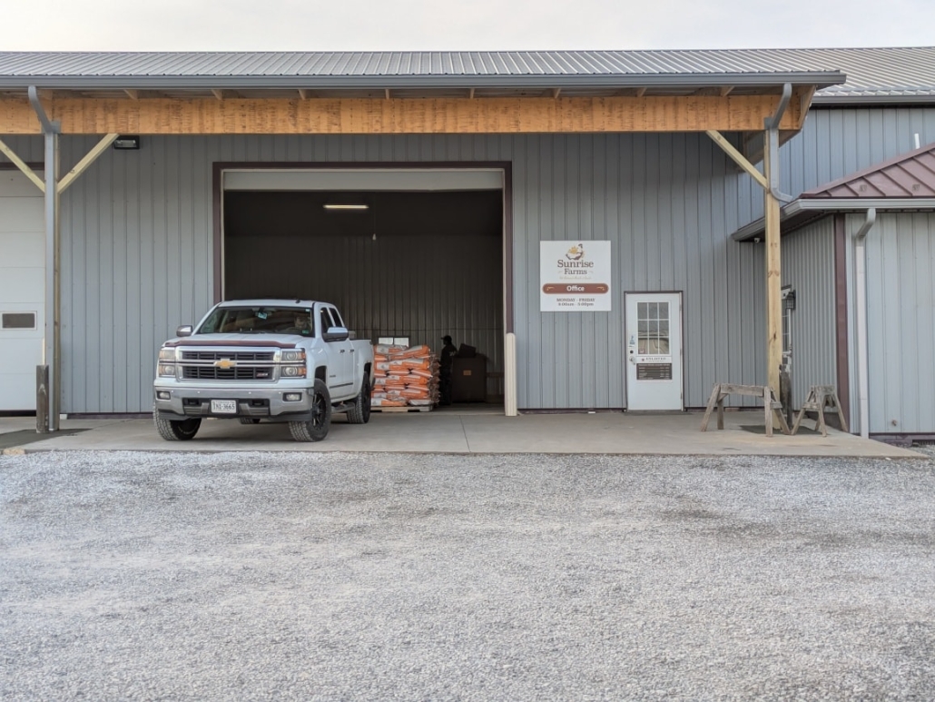 Feed loading area